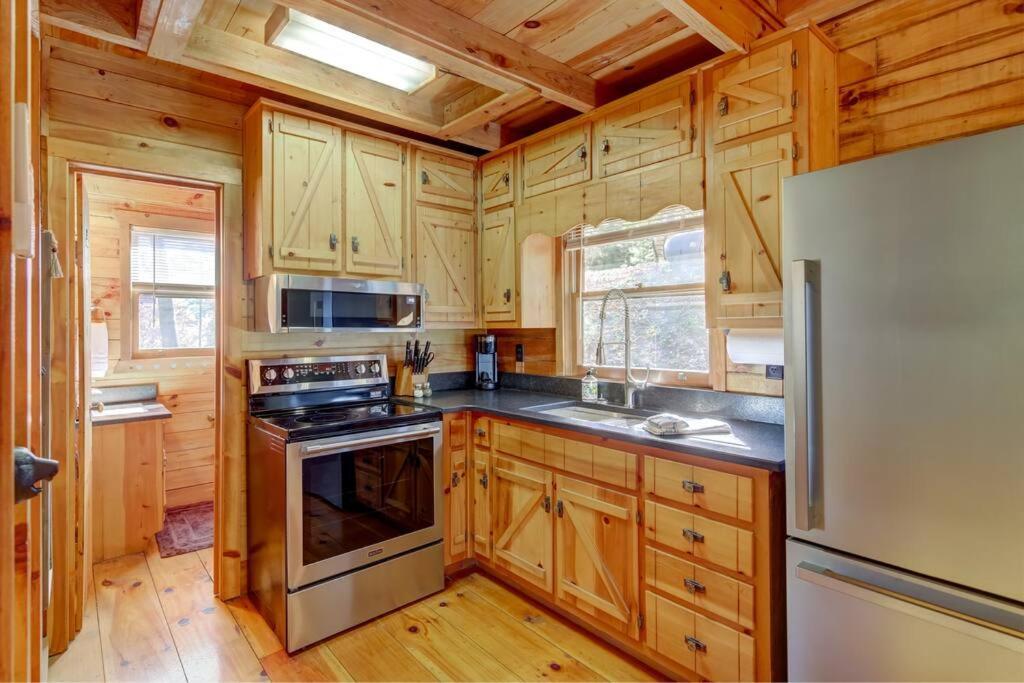 Log Cabin With Mountain View And Privacy Blue Ridge Extérieur photo
